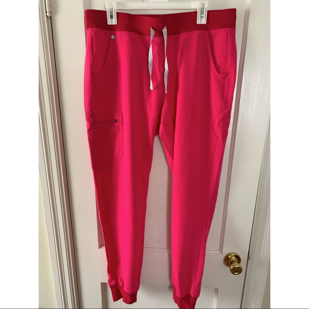 Figs Zamora Joggers. Shocking pink. Large Tall